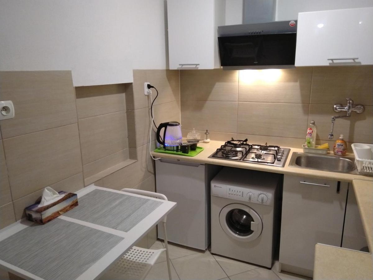 Appartamento Apartament Zielona Wierzba Blisko Sky Tower Breslavia Esterno foto