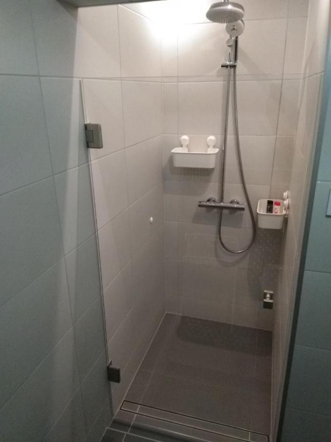 Appartamento Apartament Zielona Wierzba Blisko Sky Tower Breslavia Esterno foto